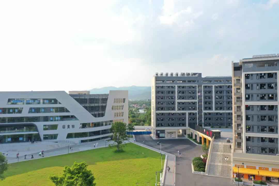 广州松田职业学院校区图片